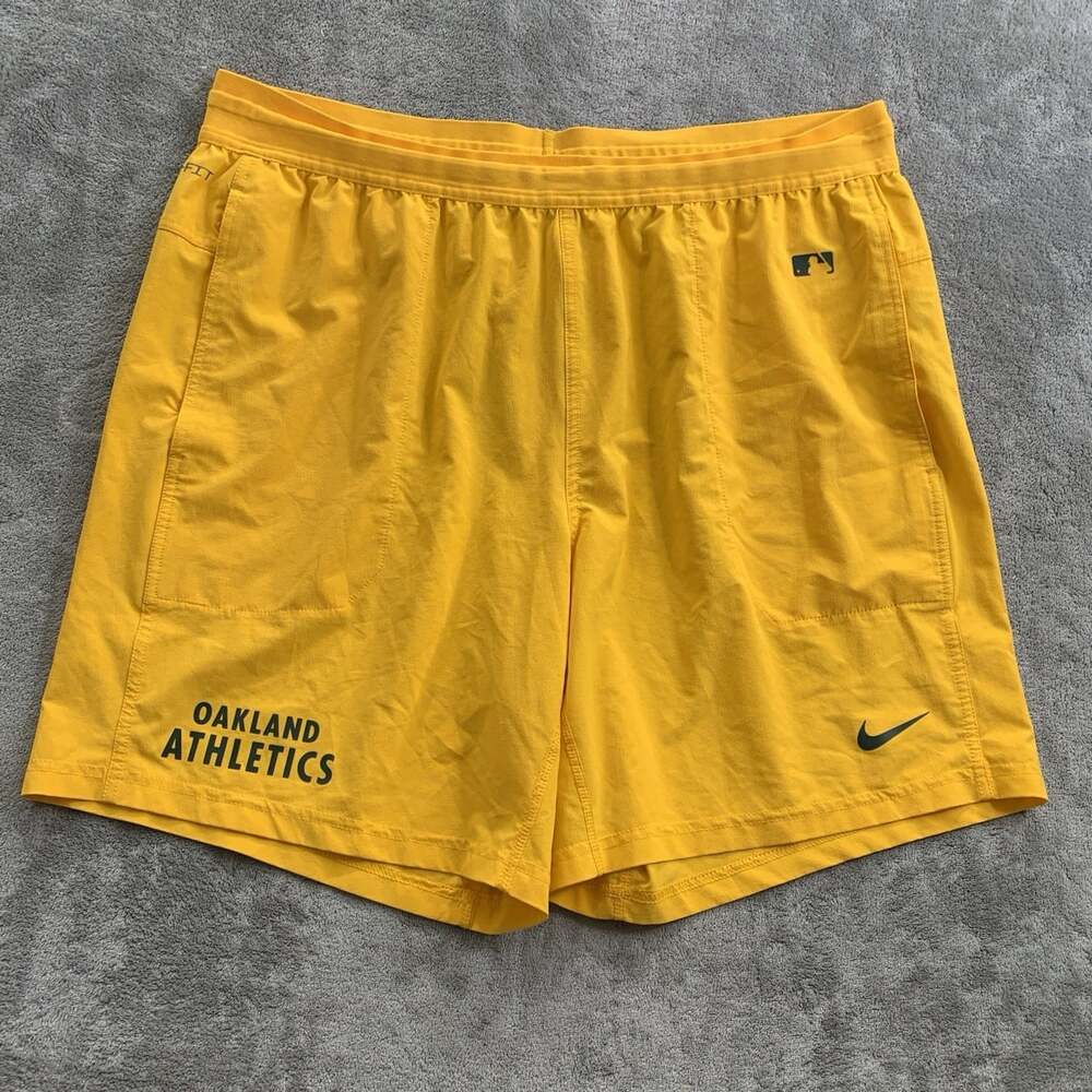Nike Shorts Men's XXL Oakland Athletics MLB Authentic Collection Dri-FIT Yellow
